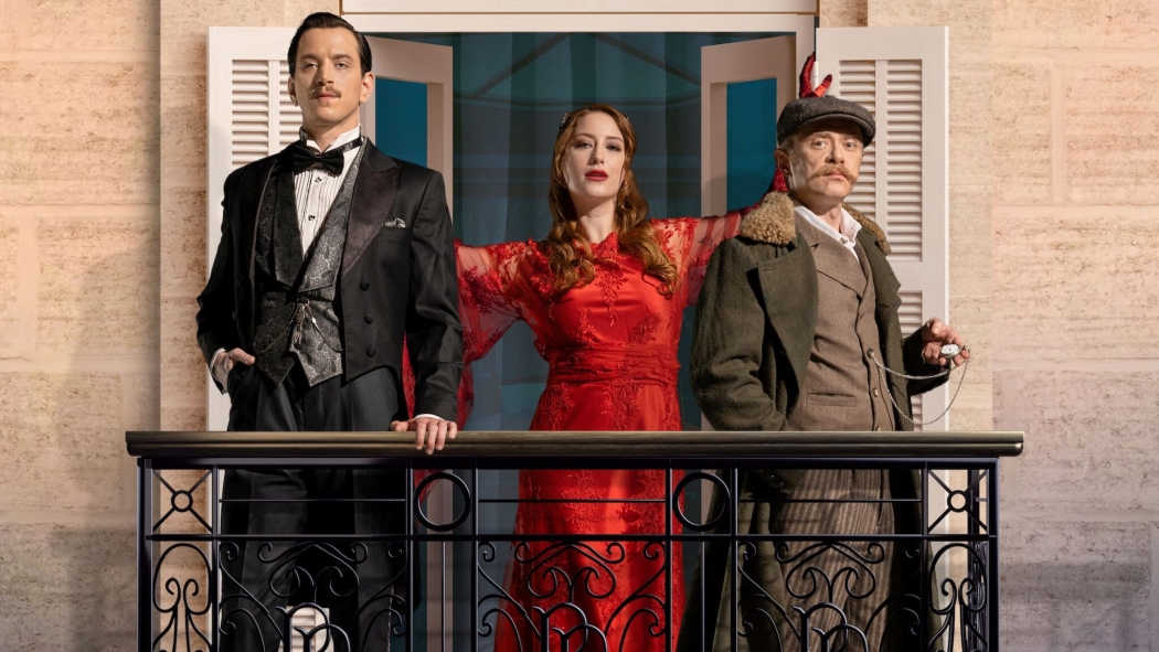 Pera Palas’ta Gece Yarısı 2. Sezon 8. Bölüm izle